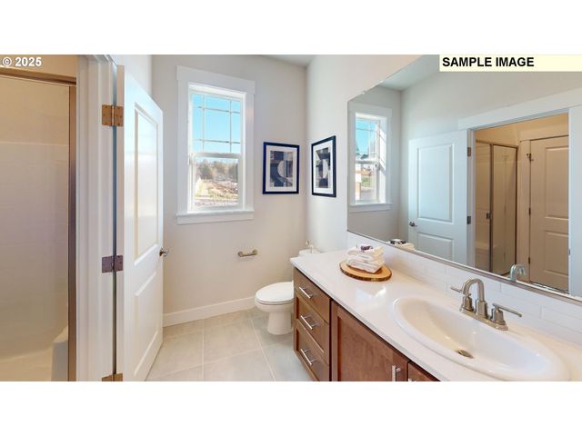 16858 Sw LEAF Ln, Tigard, OR 97224