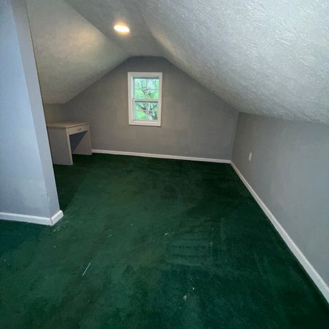 514 E Hogan St, Tullahoma, TN 37388