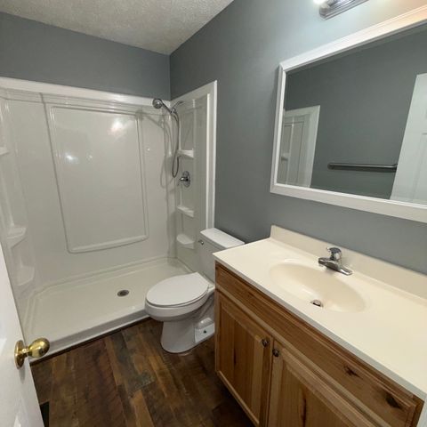 514 E Hogan St, Tullahoma, TN 37388