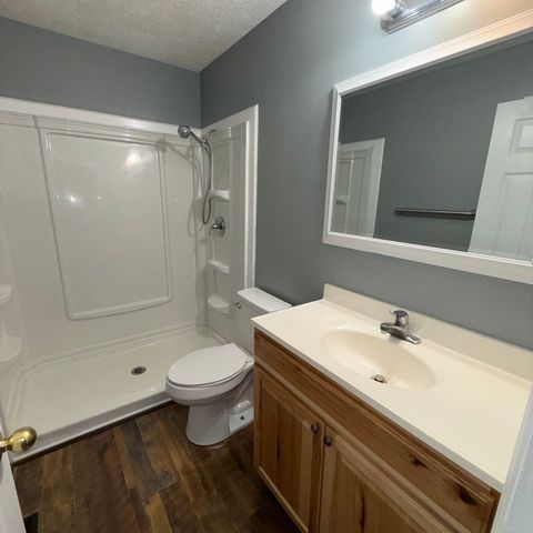 514 E Hogan St, Tullahoma, TN 37388