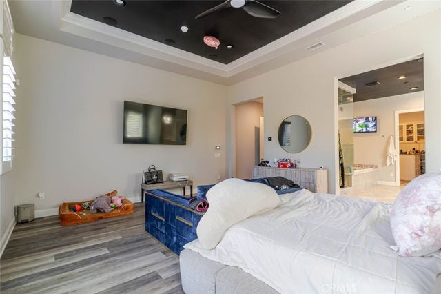 10949 Cartwright Drive, Chatsworth, CA 91311