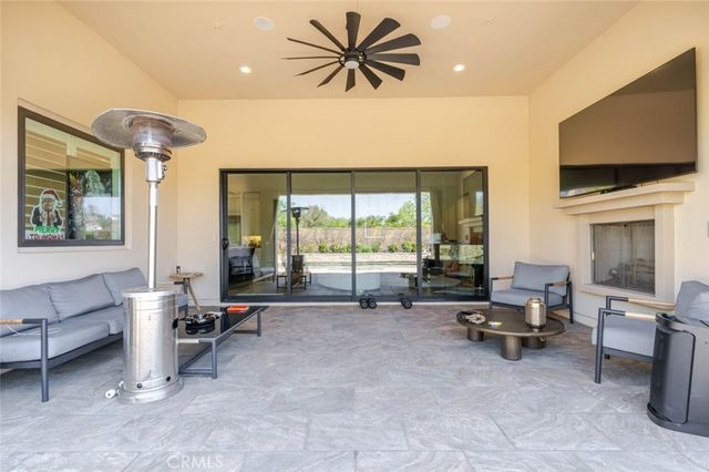 10949 Cartwright Drive, Chatsworth, CA 91311