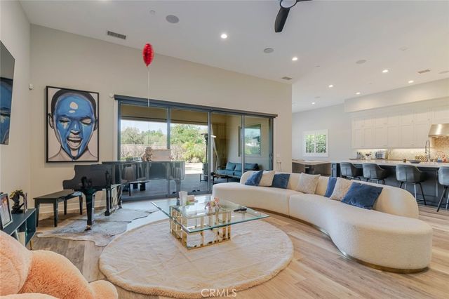 10949 Cartwright Drive, Chatsworth, CA 91311