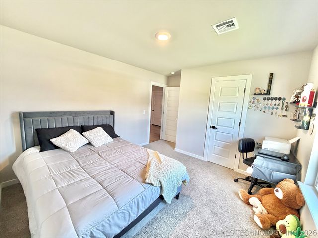 10206 E 132nd Street S, Bixby, OK 74014