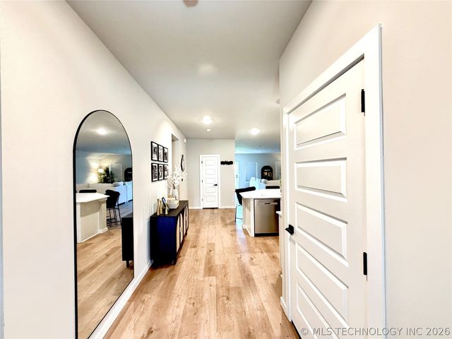 10206 E 132nd Street S, Bixby, OK 74014