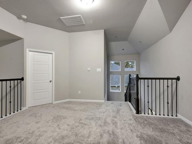 233 Raine Manor Court, Montgomery, TX 77316