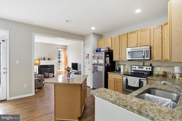 334 LANTERN LN, Chambersburg, PA 17201