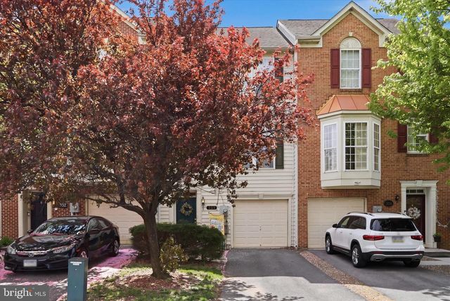 334 LANTERN LN, Chambersburg, PA 17201