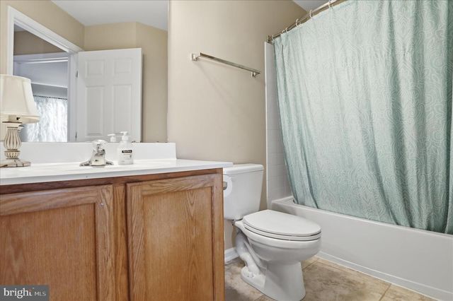 334 LANTERN LN, Chambersburg, PA 17201