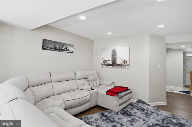 334 LANTERN LN, Chambersburg, PA 17201