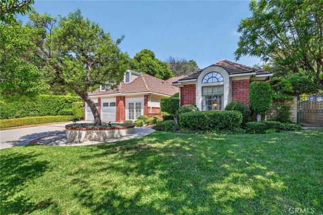 19233 Mayall Street, Northridge, CA 91324