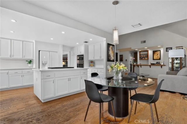 19233 Mayall Street, Northridge, CA 91324