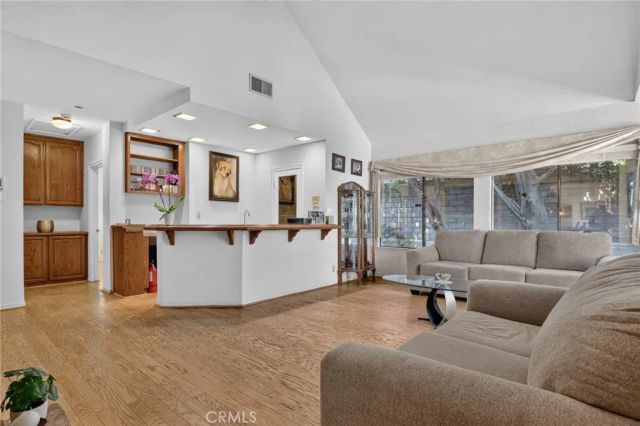 19233 Mayall Street, Northridge, CA 91324