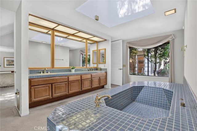 19233 Mayall Street, Northridge, CA 91324