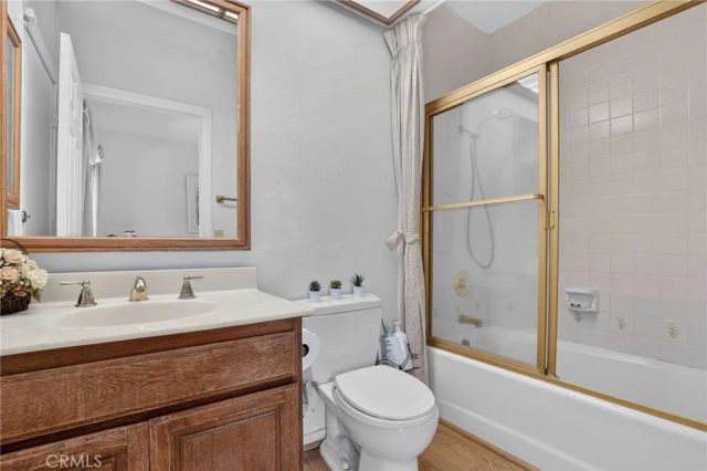 19233 Mayall Street, Northridge, CA 91324