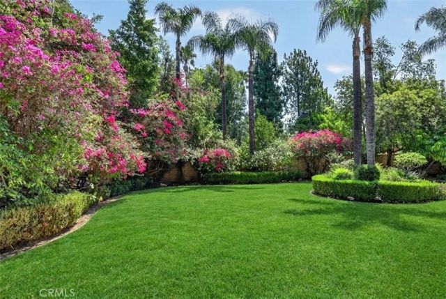 19233 Mayall Street, Northridge, CA 91324