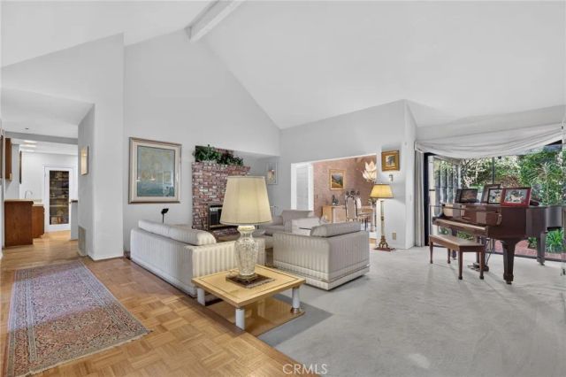 19233 Mayall Street, Northridge, CA 91324