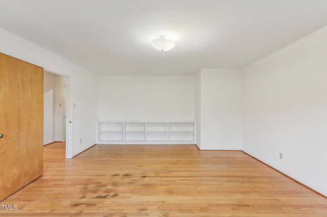 209 High House Road, Cary, NC 27513