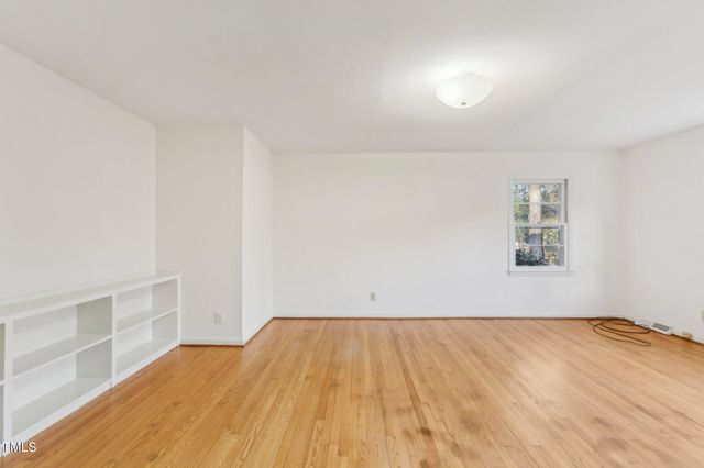 209 High House Road, Cary, NC 27513