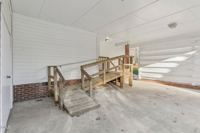 209 High House Road, Cary, NC 27513