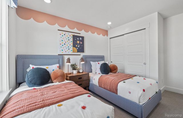 3040 Sheffield Circle, Independence Charter Township, MI 48346