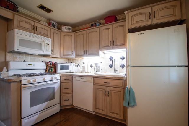 1852 W 23RD Street, Erie, PA 16502