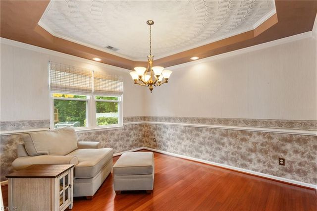 316 Vista Point DR, Hampton, VA 23666