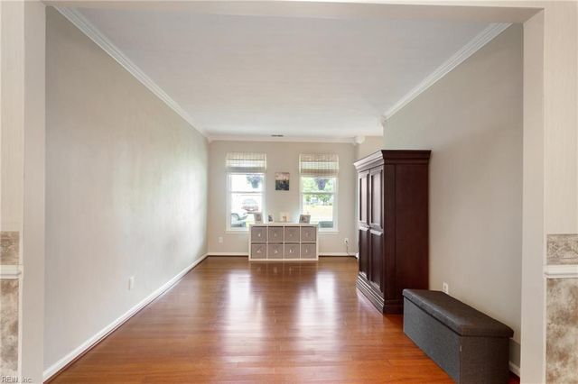 316 Vista Point DR, Hampton, VA 23666