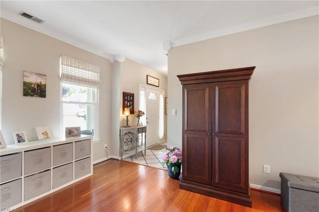 316 Vista Point DR, Hampton, VA 23666