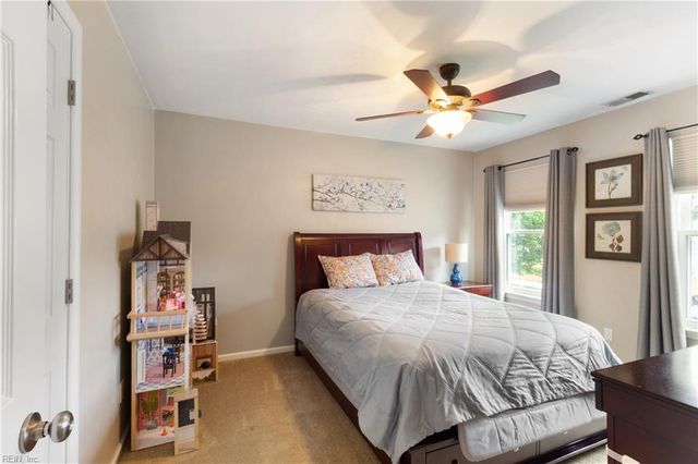 316 Vista Point DR, Hampton, VA 23666