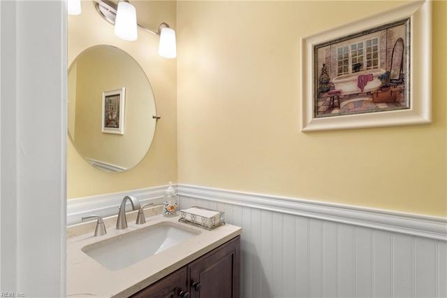 316 Vista Point DR, Hampton, VA 23666