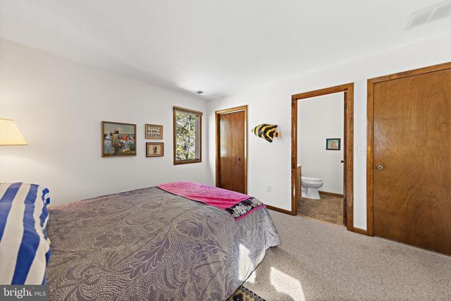 6 W CULVER AVE, Long Beach Township, NJ 08008