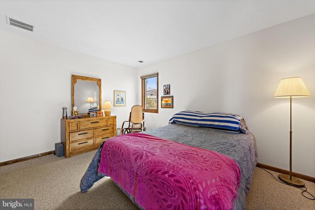 6 W CULVER AVE, Long Beach Township, NJ 08008