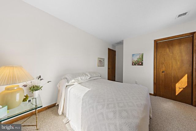 6 W CULVER AVE, Long Beach Township, NJ 08008