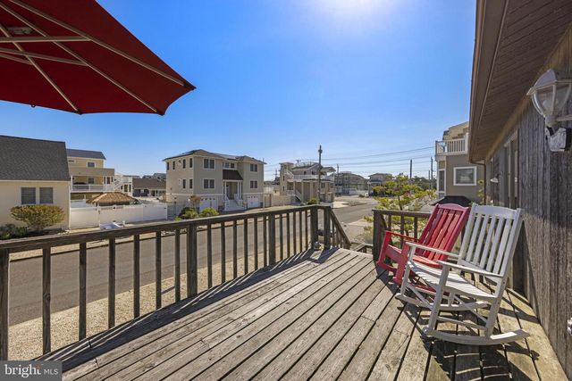 6 W CULVER AVE, Long Beach Township, NJ 08008