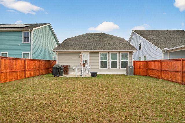 478 Eagleview Drive, Moncks Corner, SC 29461