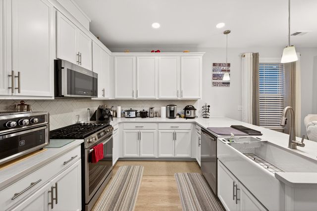 478 Eagleview Drive, Moncks Corner, SC 29461