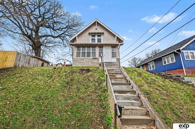 1214 S 25 Avenue, Omaha, NE 68105