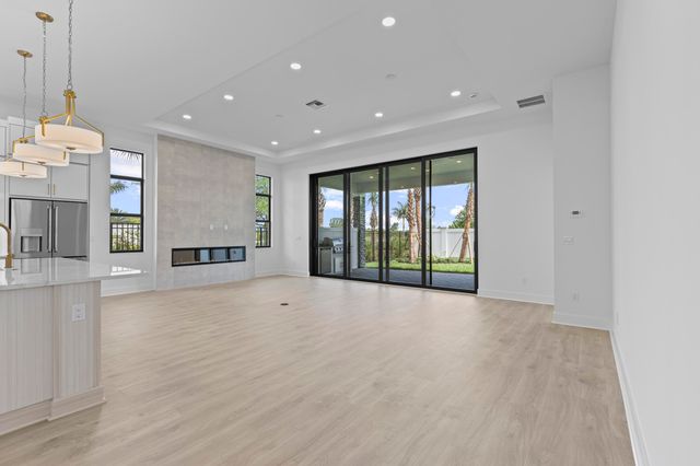 14060 Bastille Street, Palm Beach Gardens, FL 33412