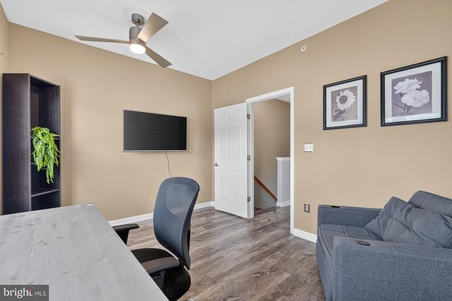 8328 GREEN GRASS RD, Laurel, MD 20724