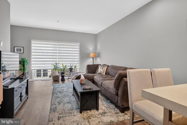 8328 GREEN GRASS RD, Laurel, MD 20724