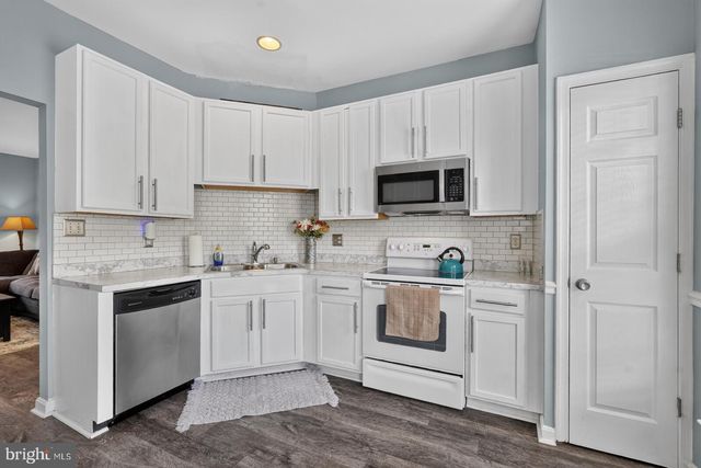 8328 GREEN GRASS RD, Laurel, MD 20724