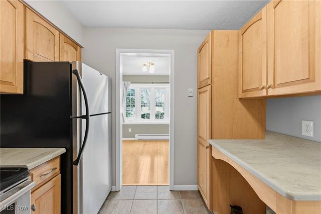 8210 Deepwood Boulevard 7, Mentor, OH 44060