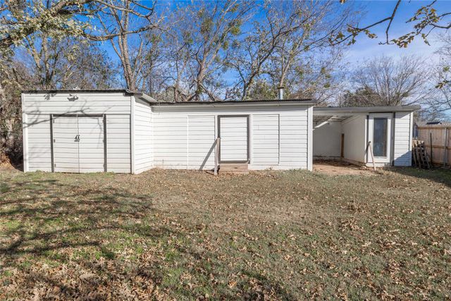 403 5th Street, Blanket, TX 76432
