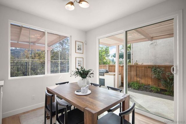 5155 Ruette De Mer, San Diego, CA 92130