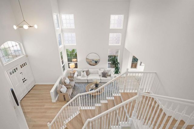 5155 Ruette De Mer, San Diego, CA 92130