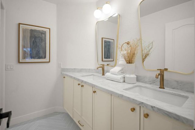 5155 Ruette De Mer, San Diego, CA 92130