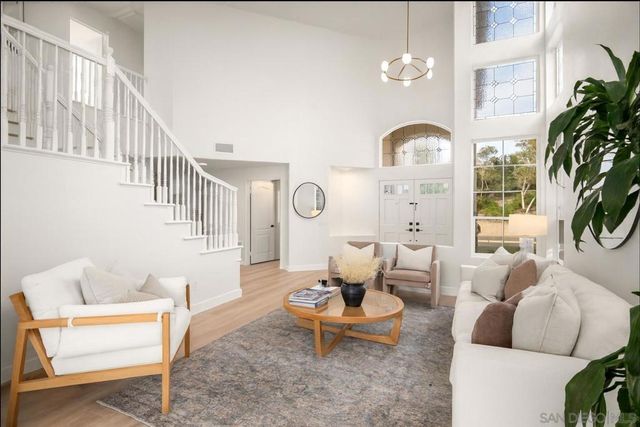 5155 Ruette De Mer, San Diego, CA 92130