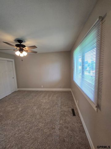 13612 Birchwood Avenue, Omaha, NE 68137