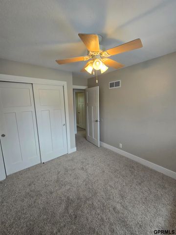 13612 Birchwood Avenue, Omaha, NE 68137